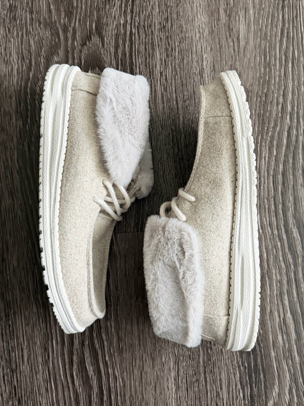 Hey Dude Women's Light Beige Faux Fur Lined Casual Shoes